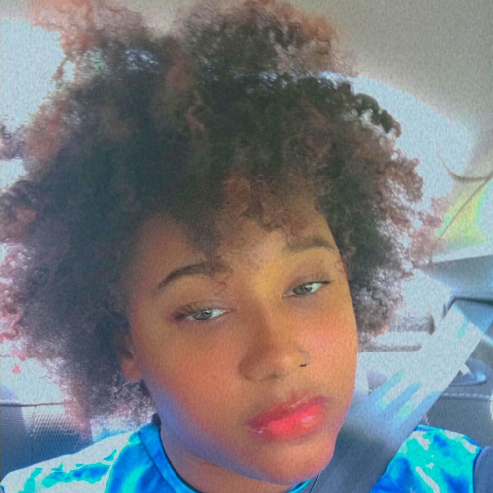 Meet your Posher, Shaleah